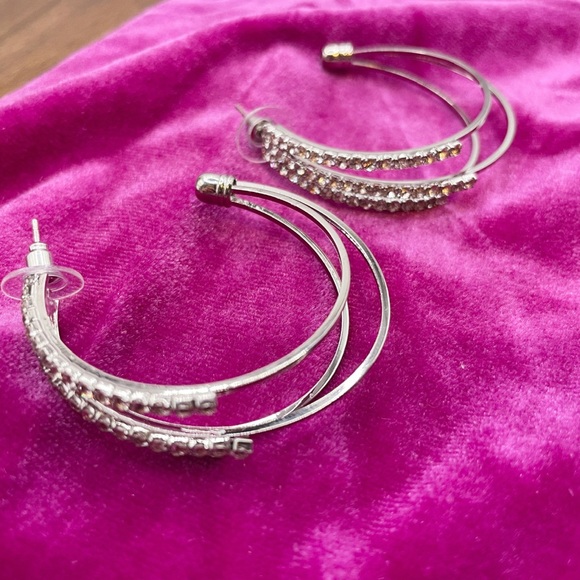 New Silver Rhinestone Fashion Earrings Double Hoop Earrings - Picture 1 of 5
